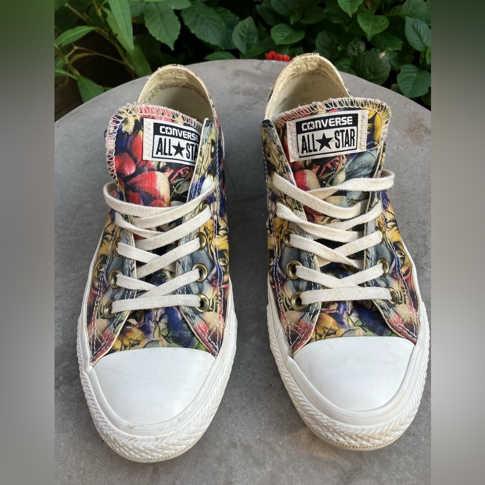 Floral Converse 7.5US